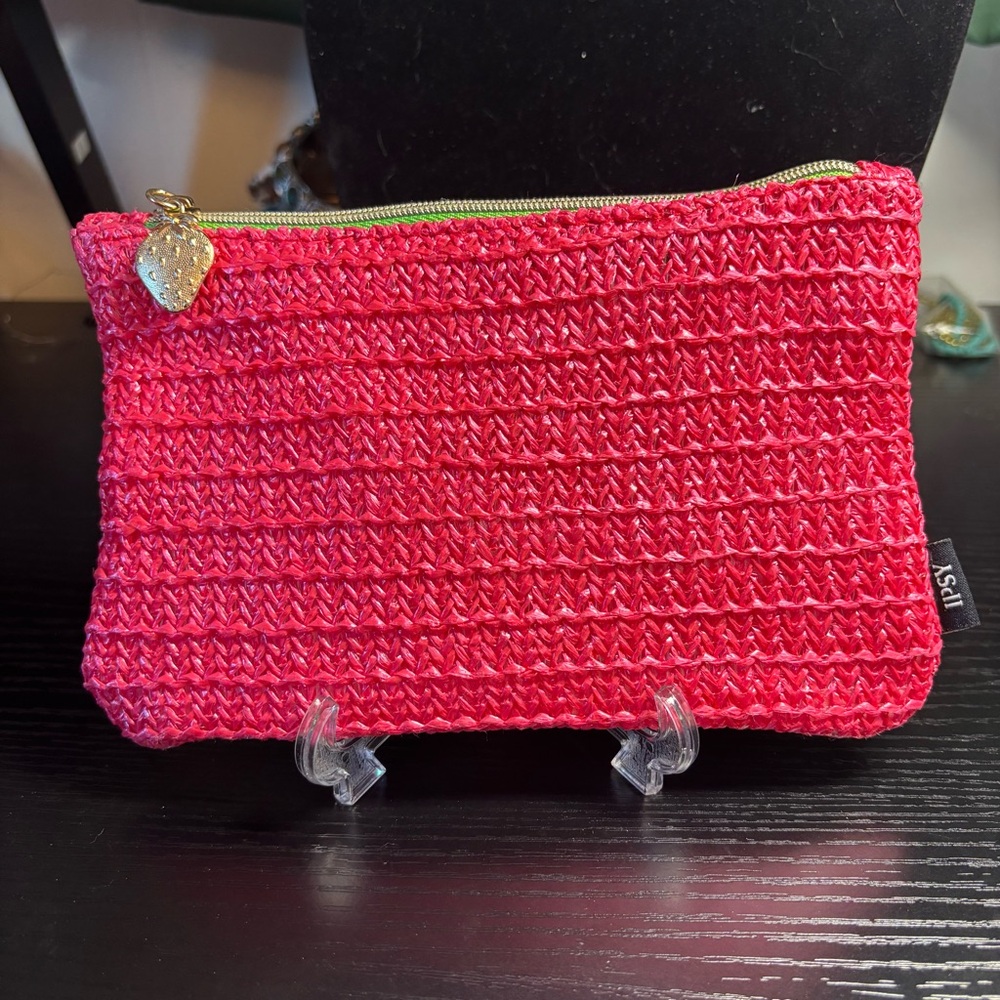 💋2/$15💋 ipsy Bright Pink Textured Mesh Cosmetic Bag
